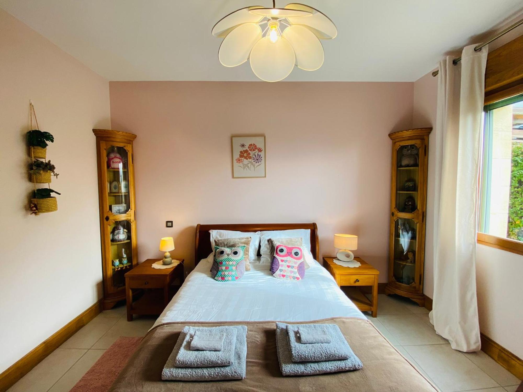 Le Hibou Heureux Bed & Breakfast Bézenac Exterior photo